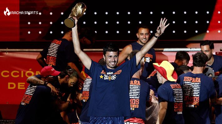 Rodri corona a España ante más de un millón de fans en Cibeles
